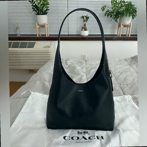 Brooklyn 28 small Leather Coach Bag🖤🖤
